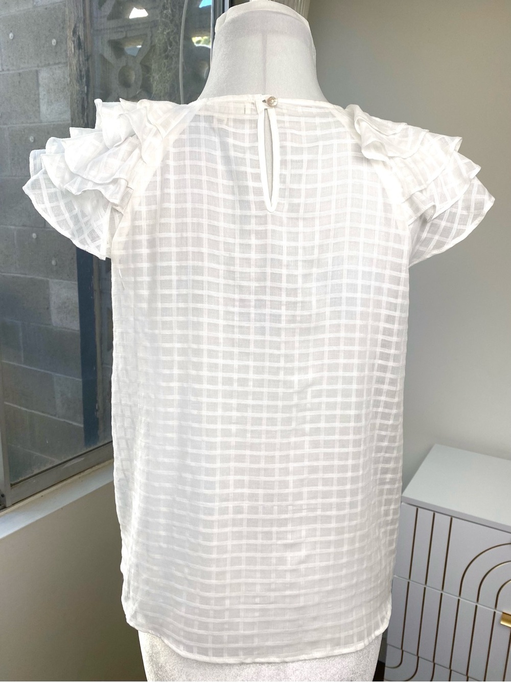 Nation LTD NWOT White Ruffle Sleeve Sheer Plaid Blouse, Size S - Picture 5 of 10